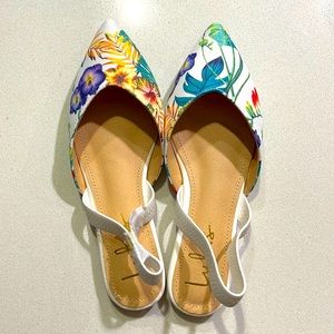 Mae White Floral Print Pointed-Toe Slingback Flats